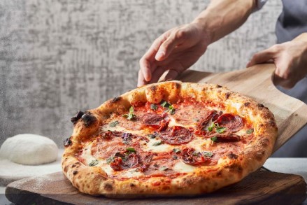 Ukens Tips: Pizza med Prosciutto cotto og parmesan