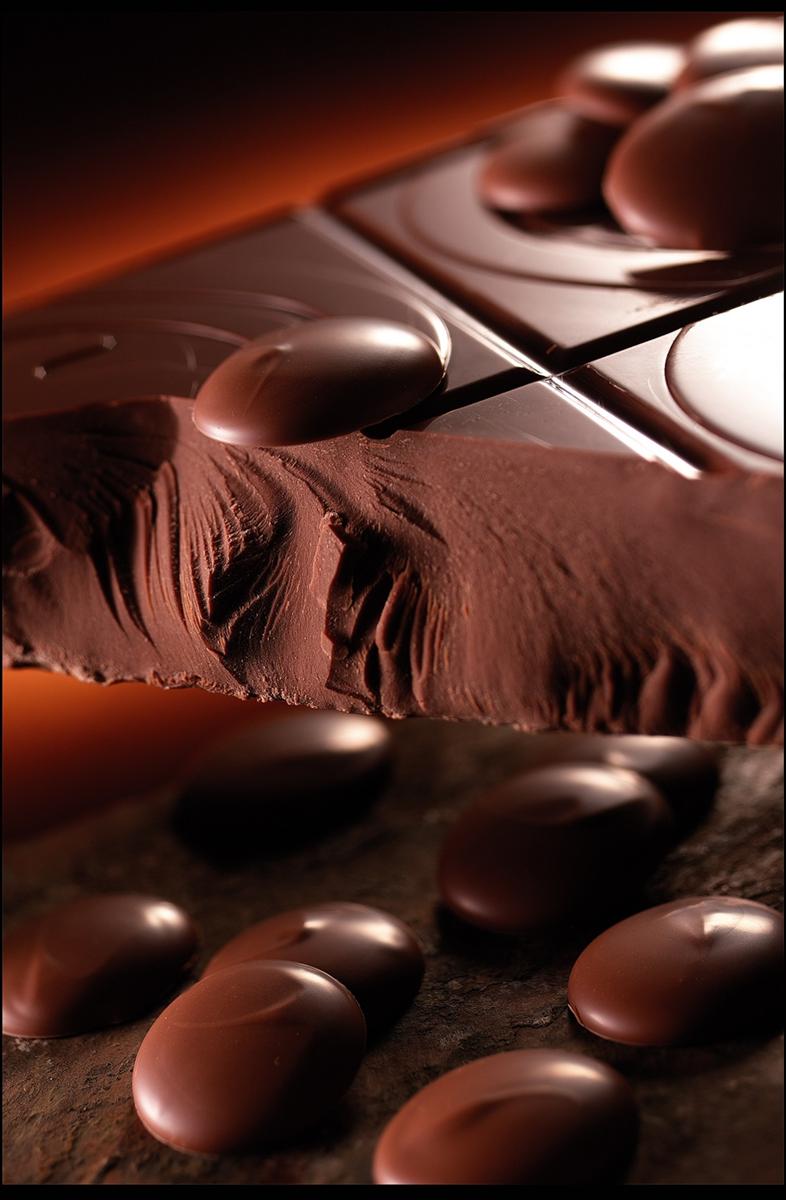 Sjokoladepellets lys 35 % belcolade 5 kg***
